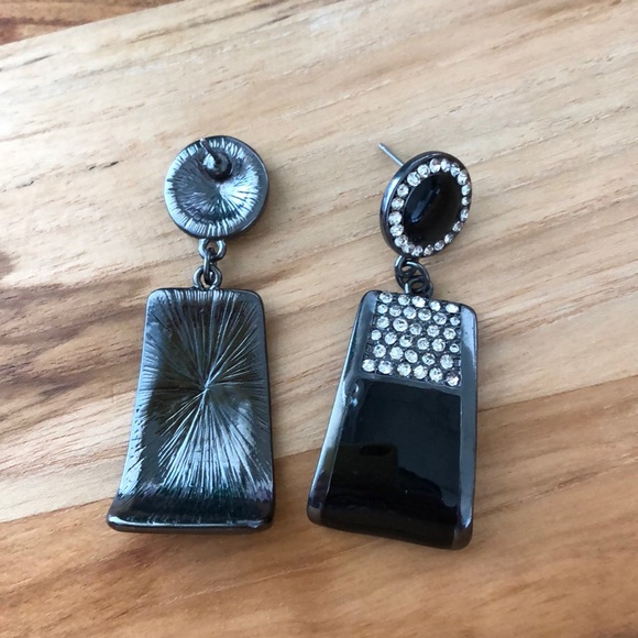 Black Drop Earring - Picture 2 of 2